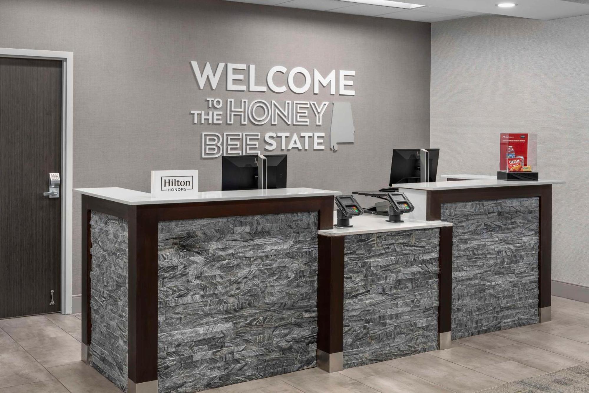 Hampton Inn Birmingham I-65/Lakeshore Drive Exterior foto